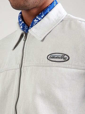 Giacca sportiva 'BAD DOG JACK' di BILLABONG in grigio
