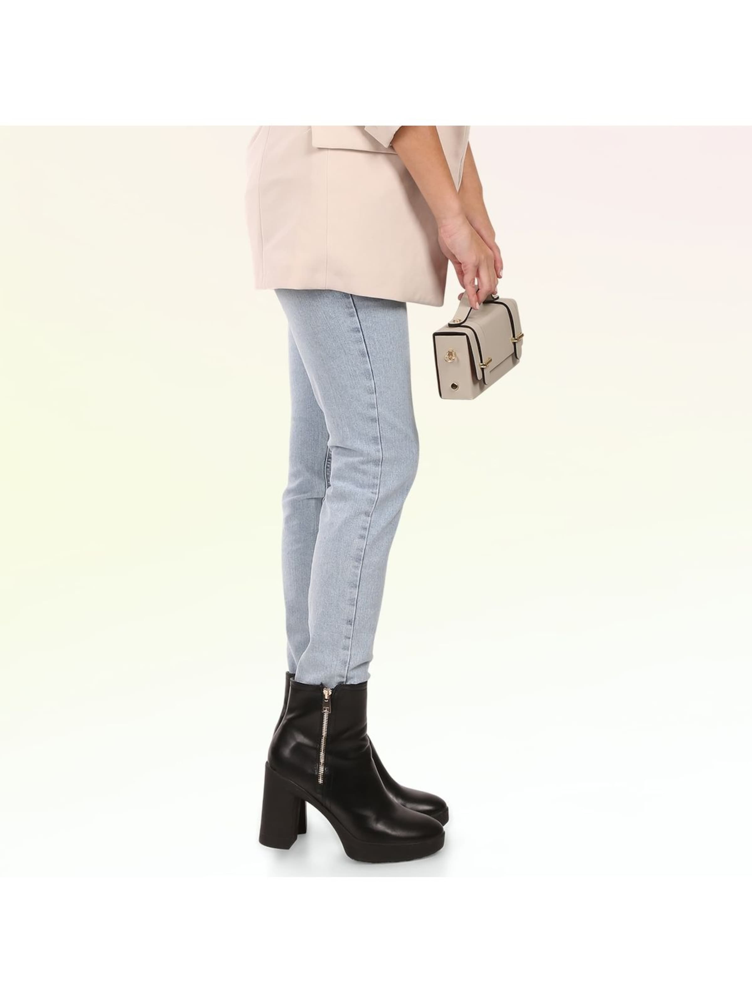 Toscanto Handbag in Beige