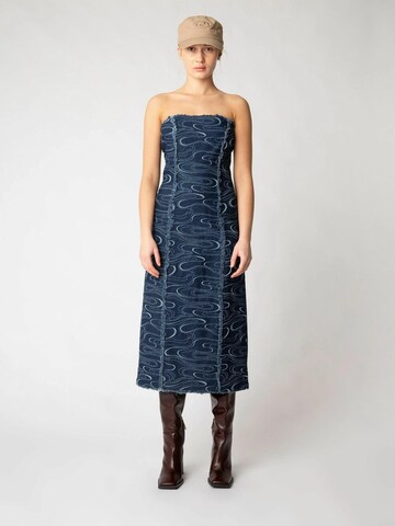 Résumé Mekko 'Tacoma' värissä sininen: etupuoli