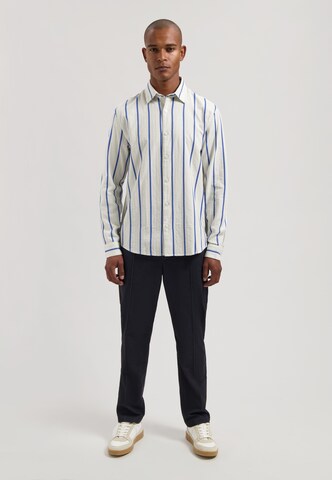 Coupe regular Chemise 'Tom' Dstrezzed en gris