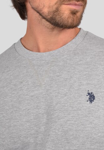 U.S. POLO ASSN. Sweatshirt in Grey