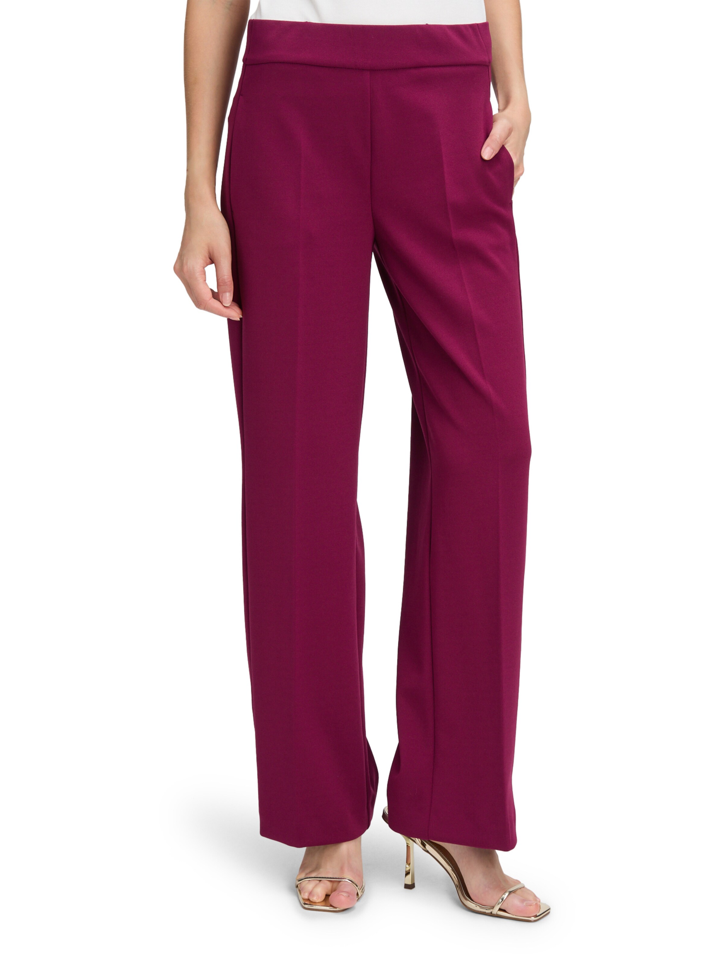 Vera Mont Wide leg Pleated Pants in Purple: front