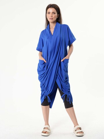Metamorphoza Tunic in Blue: front