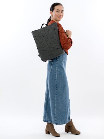 Suri Frey Rucksack ' SFY SURI Sports Jessy-Lu ' in Grau: Vorderseite