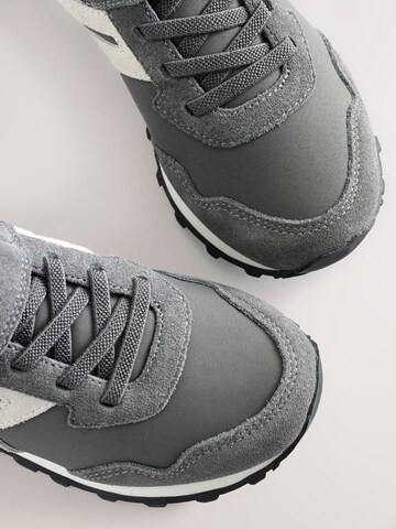 Next Sportcipő - szürke