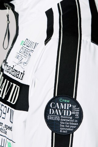 CAMP DAVID Between-Season Jacket in White