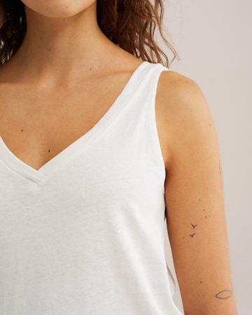 WE Fashion Top in Beige