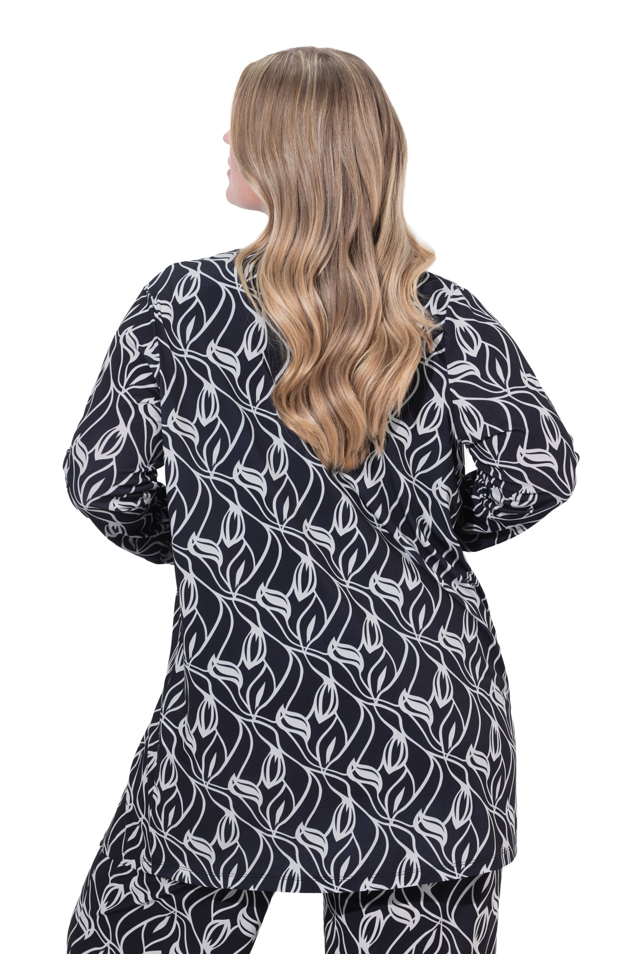 Ulla Popken Tussenjas in Zwart