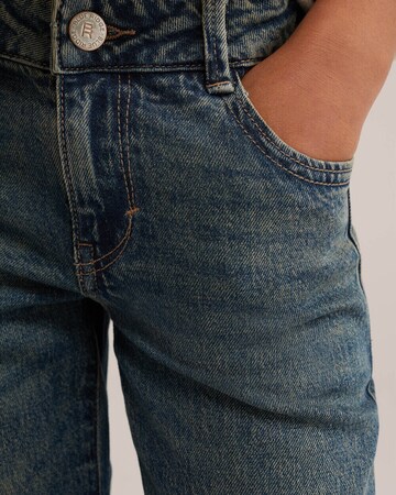 WE Fashion Flared Jeans in Blauw