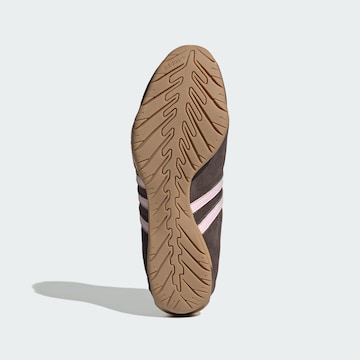 ADIDAS ORIGINALS Низкие кроссовки 'Adiracer' в Коричневый