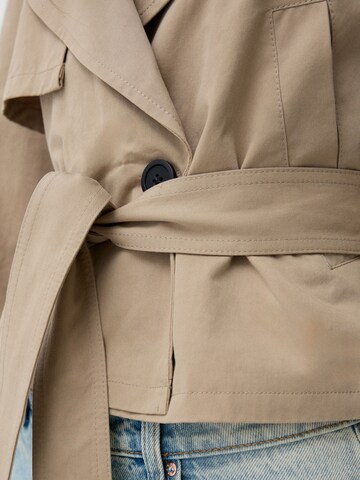 Veste mi-saison Bershka en gris