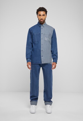 Coupe regular Chemise Karl Kani en bleu