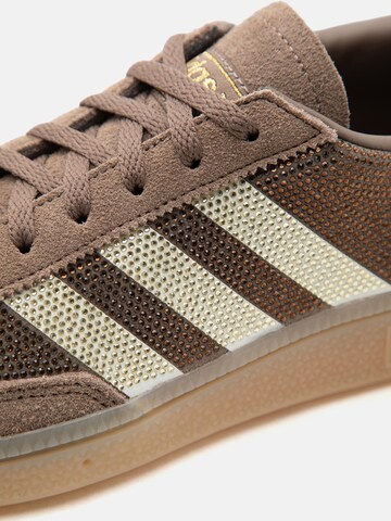 ADIDAS ORIGINALSNiske tenisice 'Handball Spezial' - smeđa boja