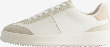 Bershka Sneaker in Weiß