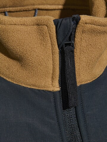 HALO Fleecejacke in Braun