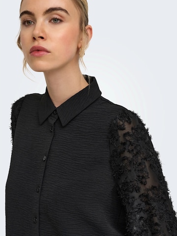 ONLY - Blusa 'ONLMETTE' en negro