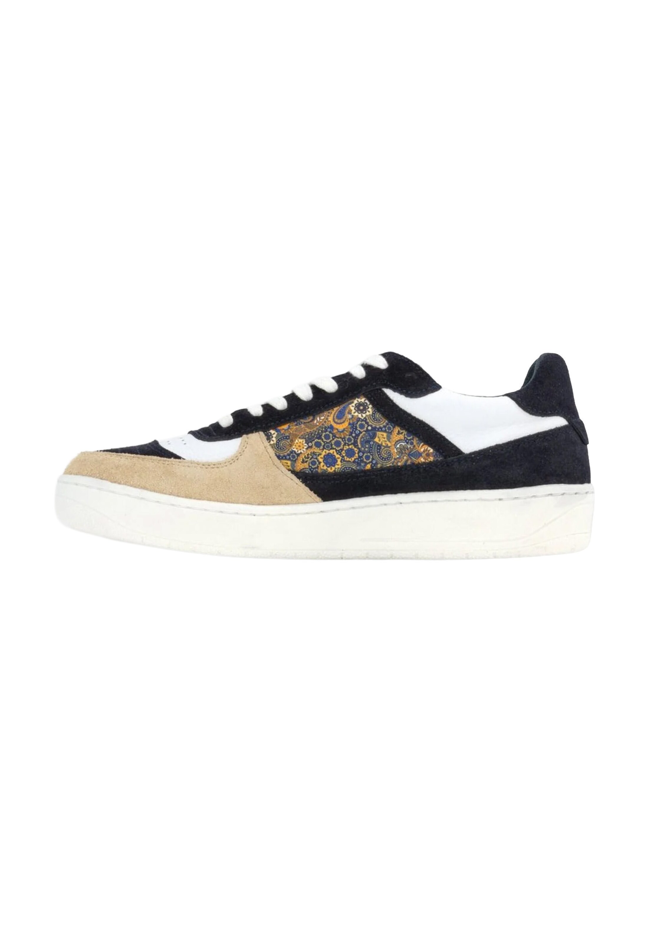 Baskets basses 'Zeta' Morrison en noir : devant