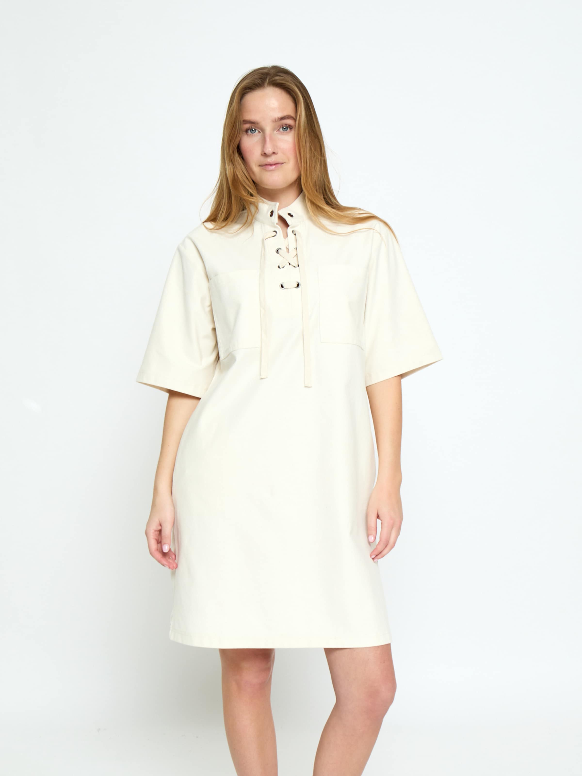 Peppercorn Dress 'Naddie' in White: front