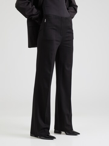 Wide leg Pantaloni con piega frontale di Marc Cain in nero: frontale