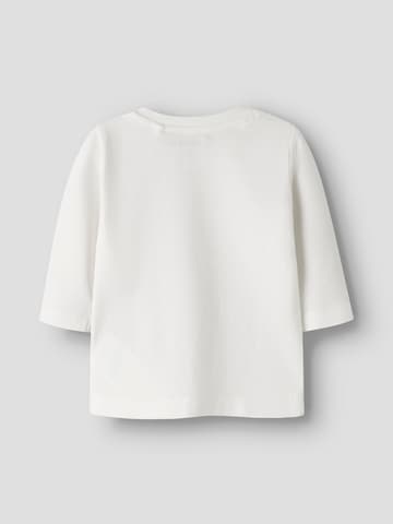 Tricou 'NBMOSMAR' de la NAME IT pe alb