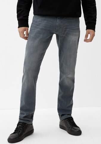 QS Regular Jeans 'Rick' i grå: forside