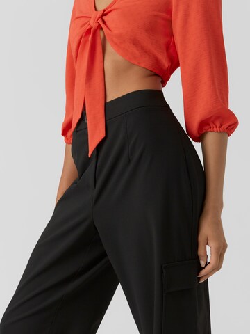 VERO MODA Wide leg Cargobroek 'SASIE' in Zwart