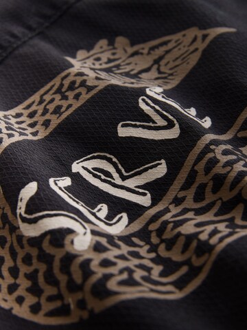 Next Regular fit Риза 'Nirvana' в черно