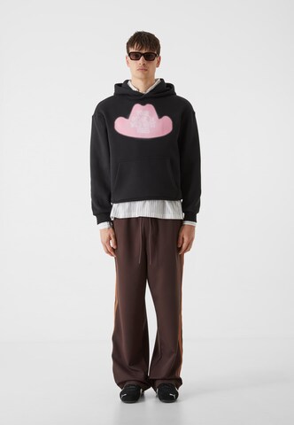 Lost Youth Sweatshirt 'Wild Room Service' in Schwarz