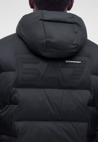 EA7 Emporio Armani Зимняя куртка в Черный