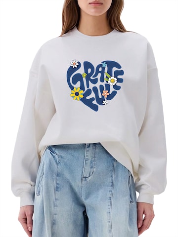 GORHEY Sweatshirt in White: front