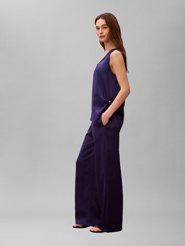Wide Leg Pantalon Calvin Klein en bleu
