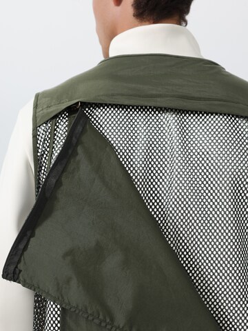 Youthup Sports Vest in Green