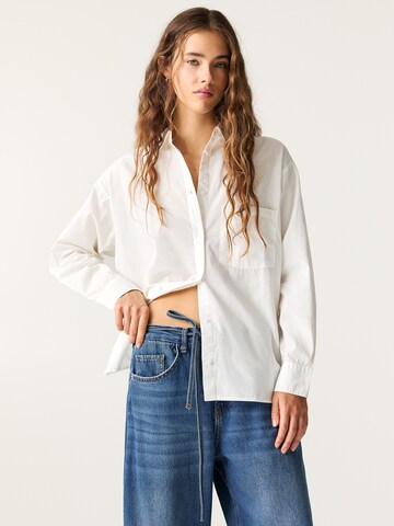 Pull&Bear Blúzka - Biela: predná strana