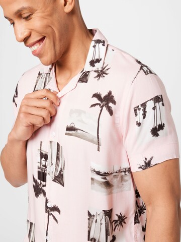 HOLLISTER - Ajuste regular Camisa en rosa