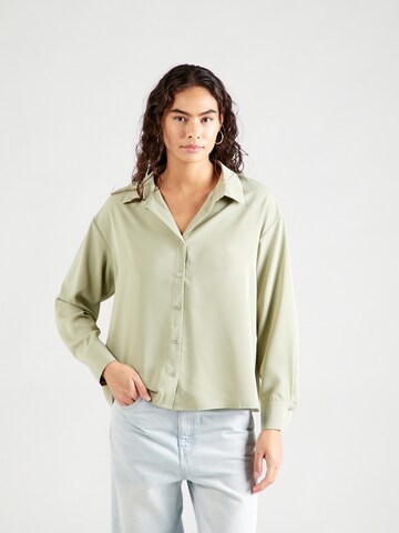 PIECES - Blusa 'FRANAN' em verde: frente