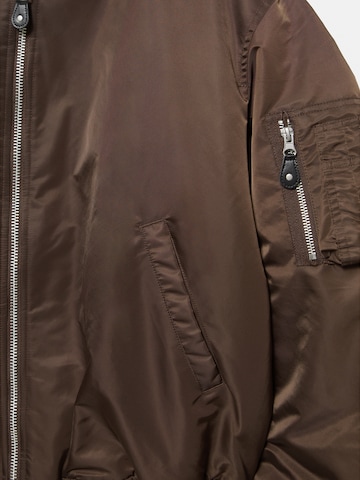 Pull&Bear Prehodna jakna 'STWD' | rjava barva