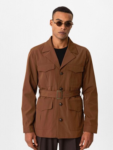 Antioch Between-seasons coat 'Belgrad' in Brown: front