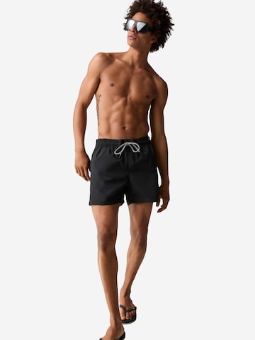 Bogner Fire + Ice Badeshorts 'Nelson' in Schwarz