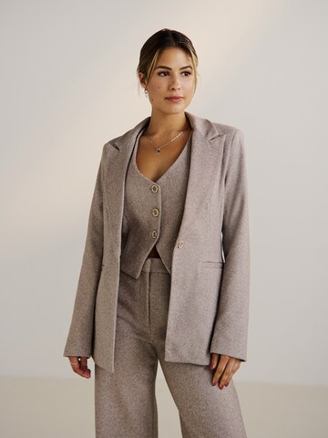 Guido Maria Kretschmer Women - Blazer 'Amanda' em bege: frente