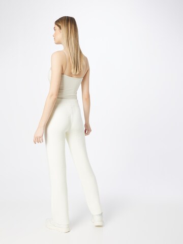 Regular Pantaloni de la Juicy Couture Black Label pe alb