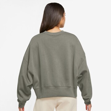 Nike Sportswear Sweatshirt 'Essential' in Grey