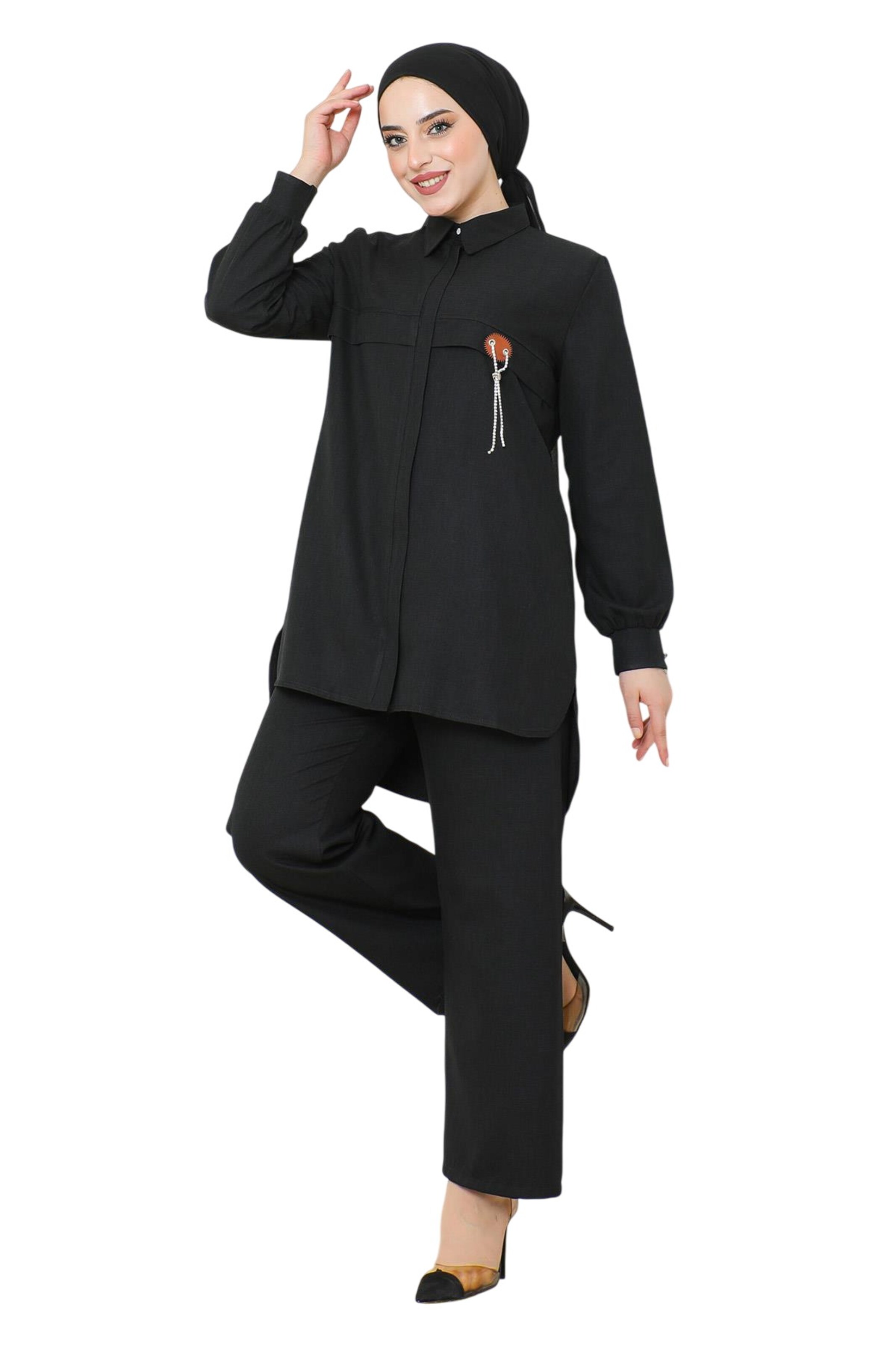 Pantalons de tailleur MODAMIHRAM en noir : devant