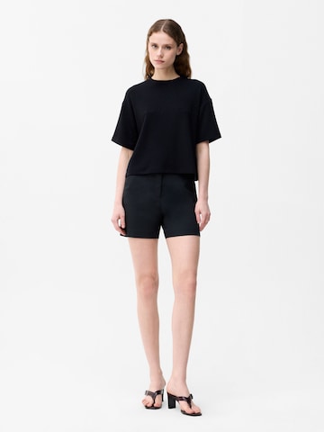 adl Blouse in Black