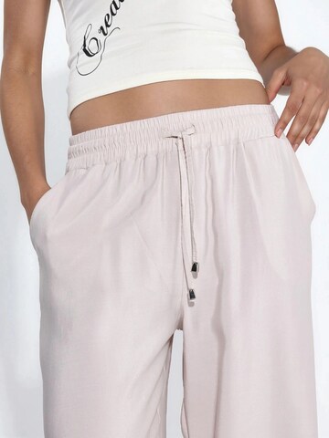 Wide leg Pantaloni di Hiccup in bianco