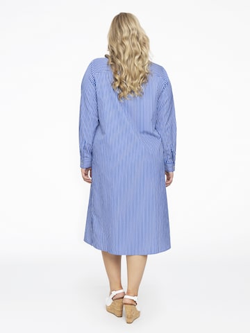 Yoek Shirt Dress in Blue