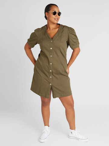 Abito camicia 'WILD' di Vero Moda Curve in verde