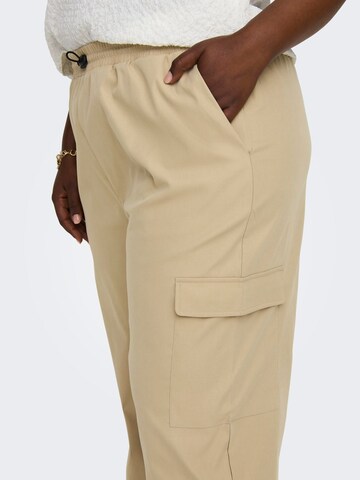 ONLY Carmakoma Tapered Cargohose in Beige