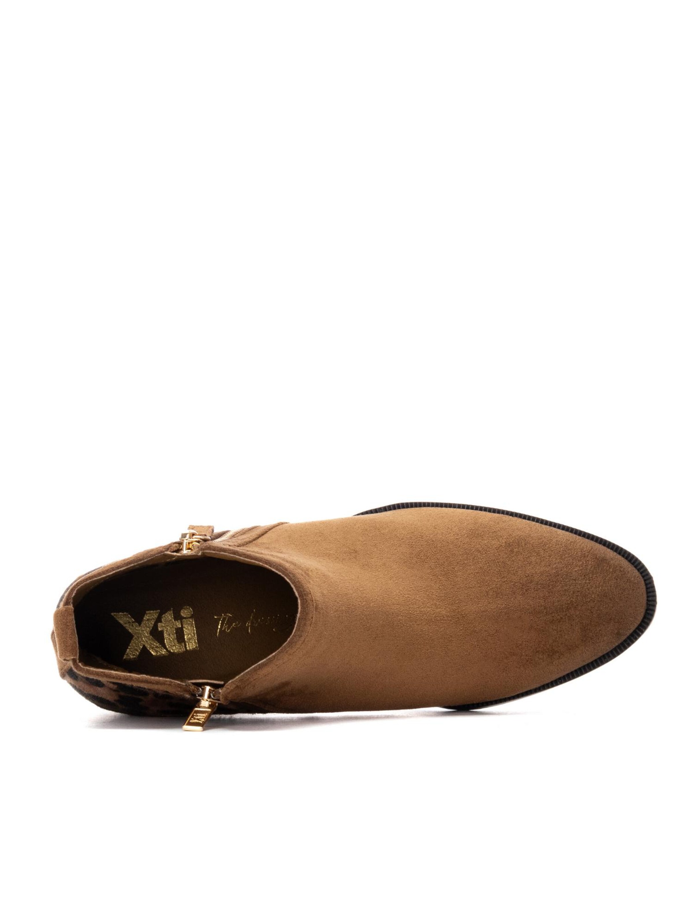 Xti Boots '14464702' in Beige