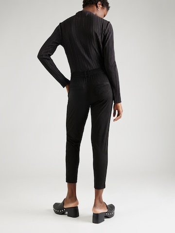 ONLY - Slimfit Pantalón plisado 'POPTRASH' en negro