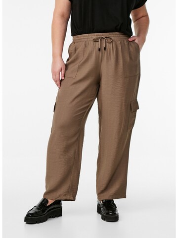 Loosefit Pantaloni cargo 'Cavilma' di Zizzi in beige: frontale